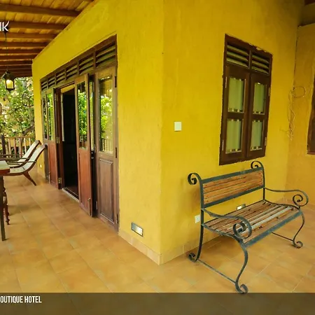 Villa Thawthisa The Boutique Hotel Unawatuna-3